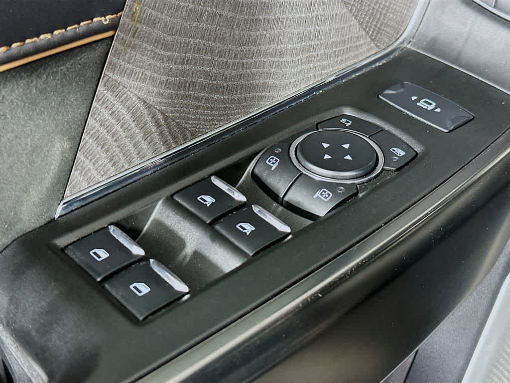 2023 Ford Super Duty F-250 SRW Platinum