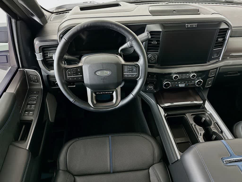 2026 Ford Super Duty F-250 SRW Platinum