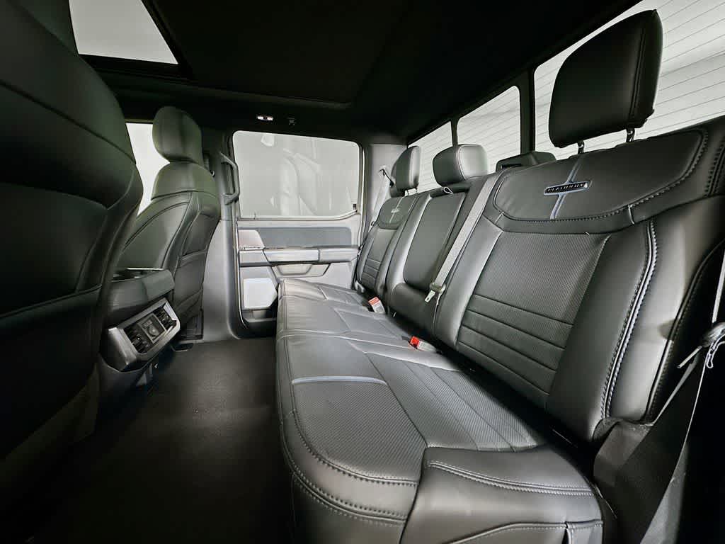 2026 Ford Super Duty F-250 SRW Platinum