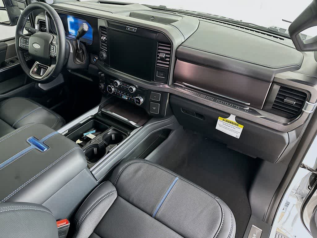 2026 Ford Super Duty F-250 SRW Platinum