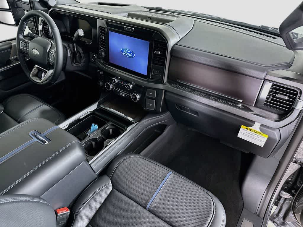 2026 Ford Super Duty F-250 SRW Platinum