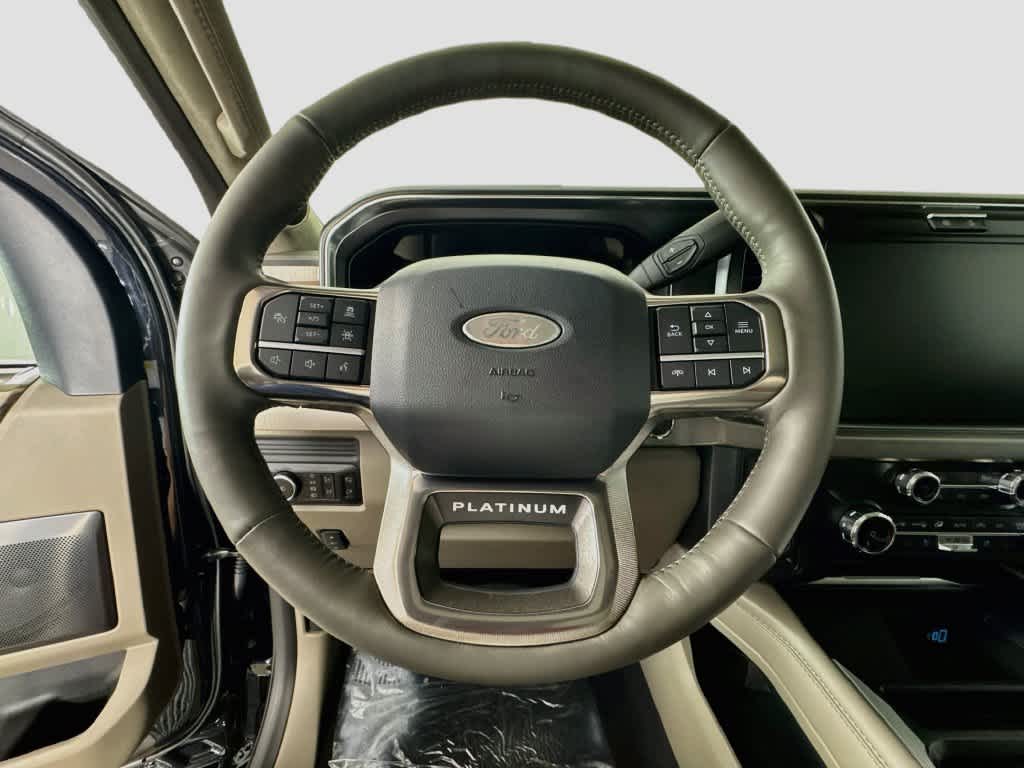 2027 Ford Super Duty F-250 SRW F-250® Platinum®