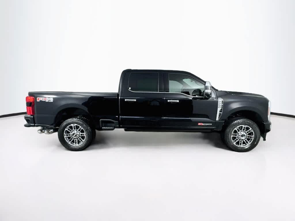 2027 Ford Super Duty F-250 SRW F-250® Platinum®