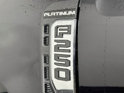 2027 Ford Super Duty F-250 SRW F-250® Platinum®