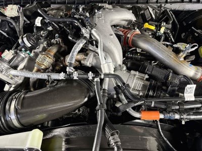 2027 Ford Super Duty F-250 SRW F-250® Platinum®