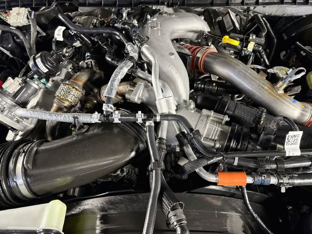 2027 Ford Super Duty F-250 SRW F-250® Platinum®