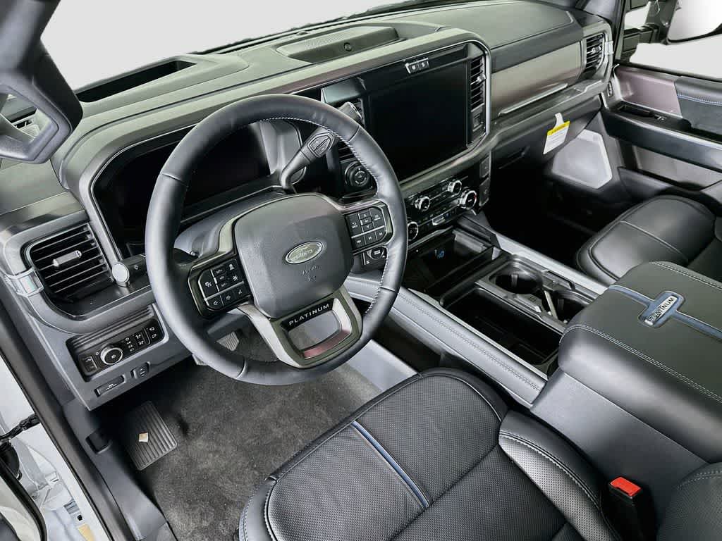 2026 Ford Super Duty F-250 SRW Platinum