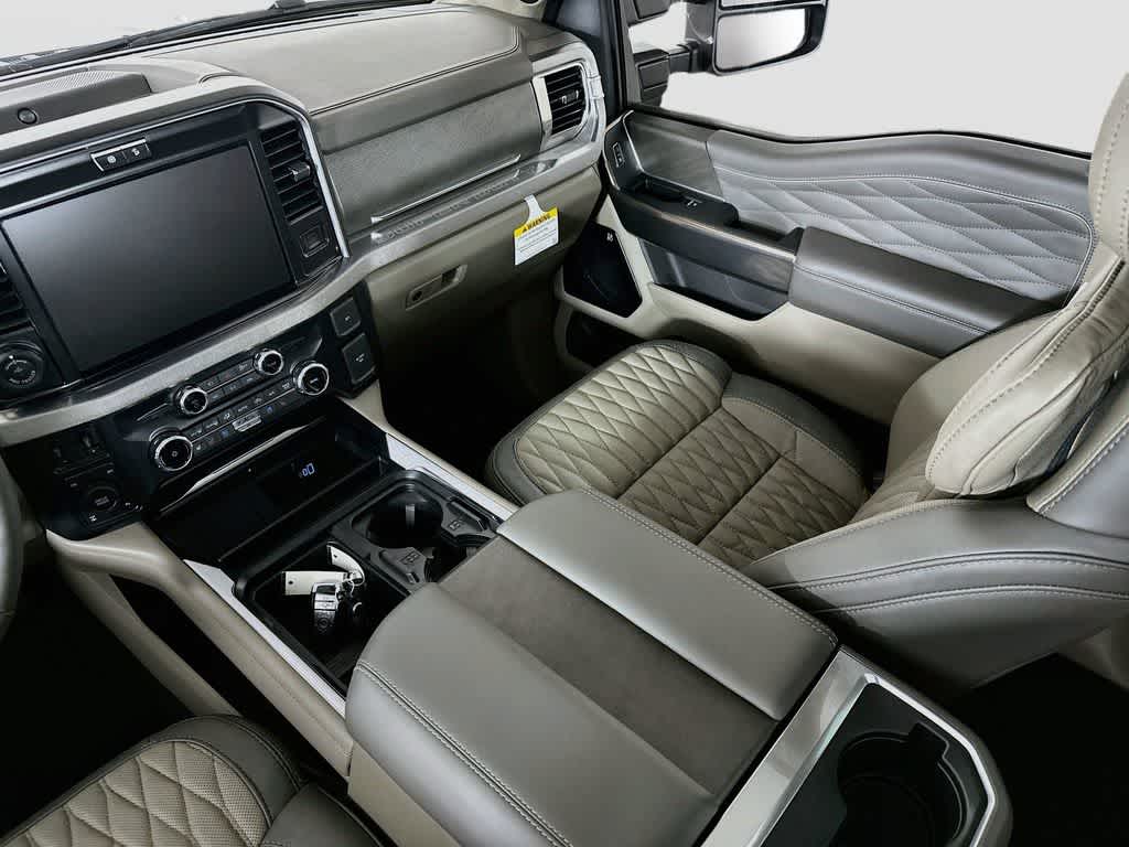 2026 Ford Super Duty F-250 SRW Platinum