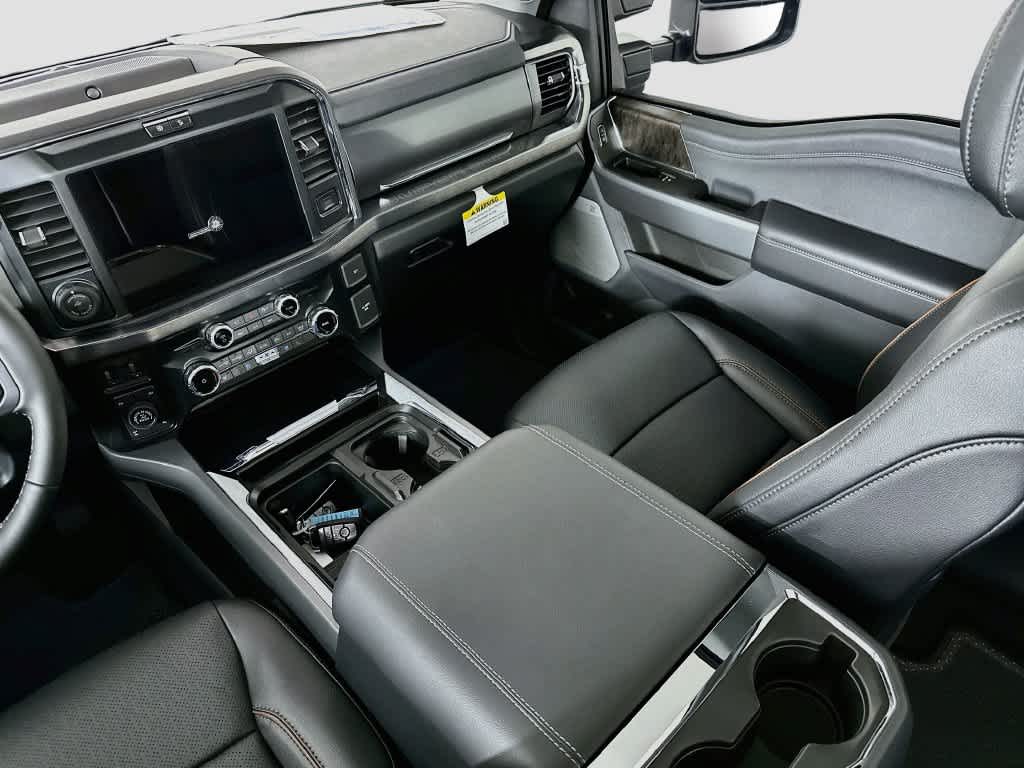 2025 Ford Super Duty F-250 SRW LARIAT