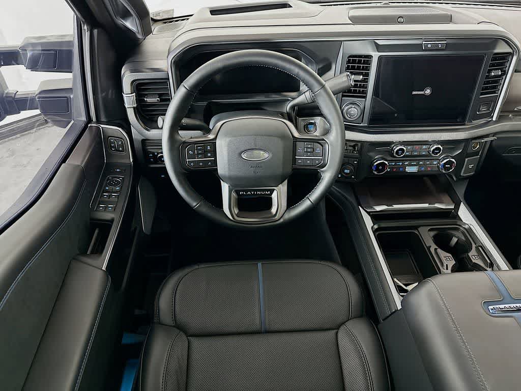 2026 Ford Super Duty F-250 SRW Platinum