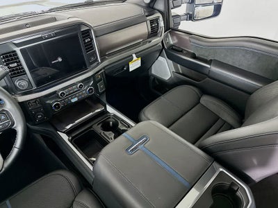 2026 Ford Super Duty F-250 SRW Platinum