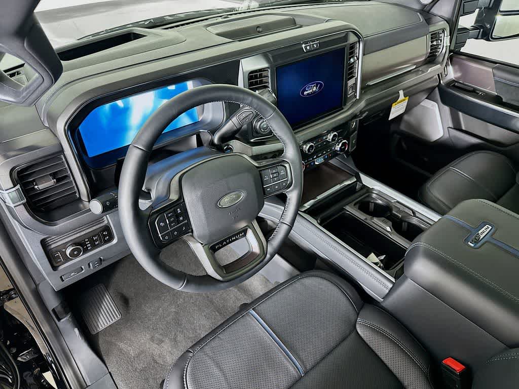 2026 Ford Super Duty F-250 SRW Platinum