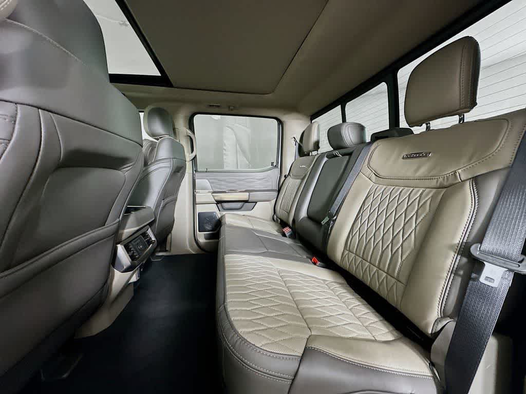 2026 Ford Super Duty F-250 SRW Platinum