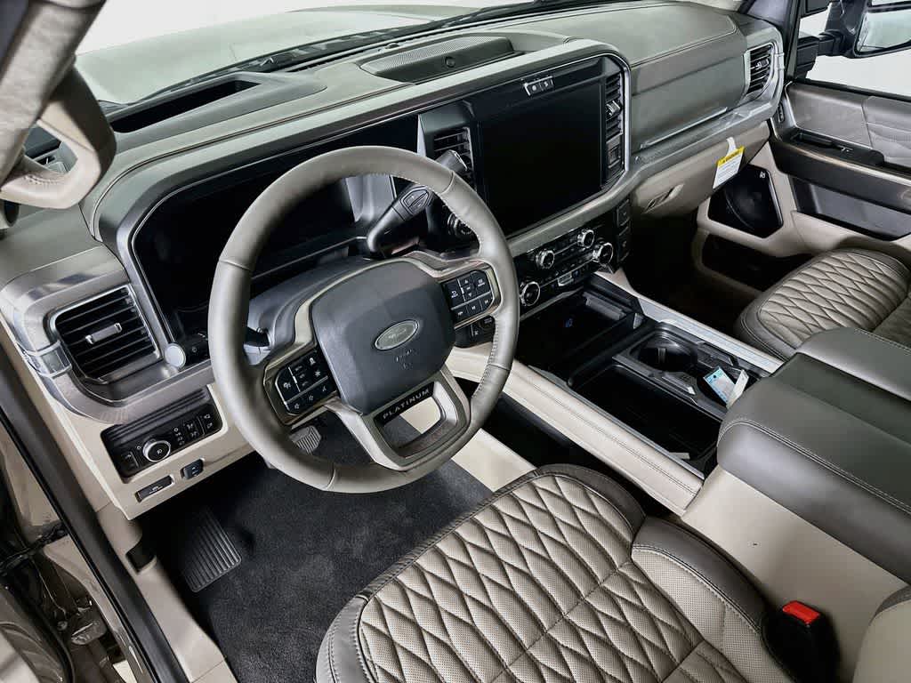 2026 Ford Super Duty F-250 SRW Platinum