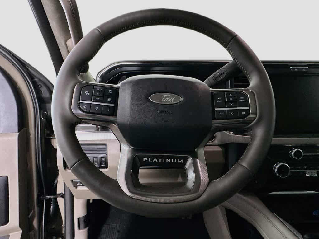 2027 Ford Super Duty F-250 SRW F-250® Platinum®