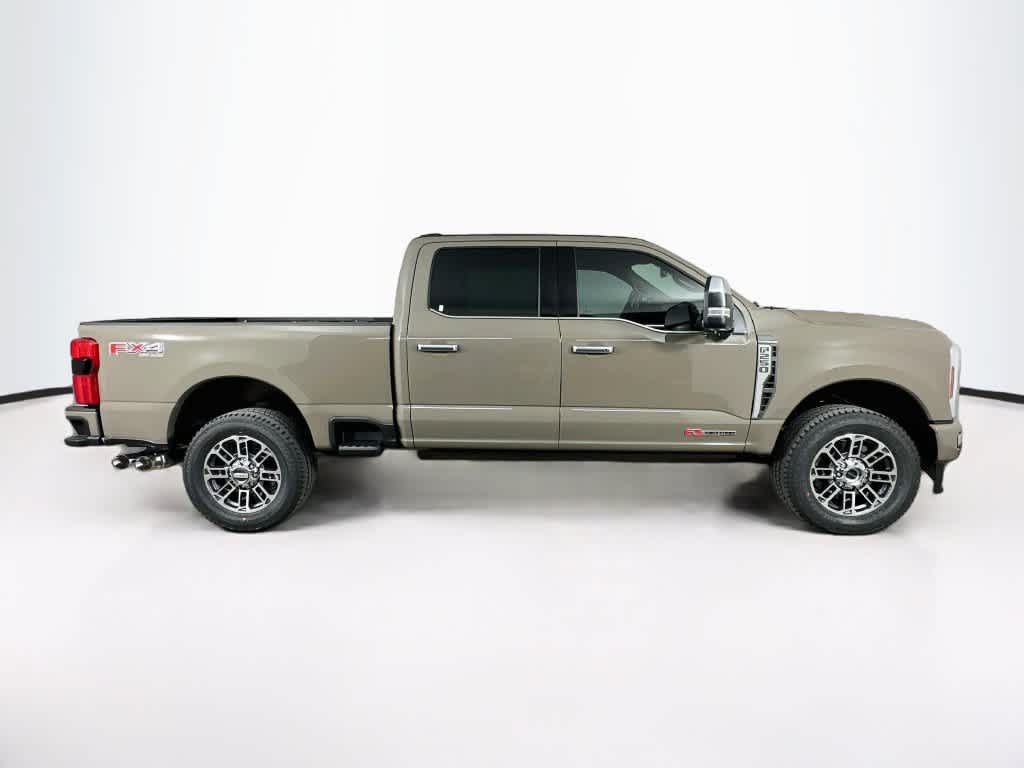 2027 Ford Super Duty F-250 SRW F-250® Platinum®