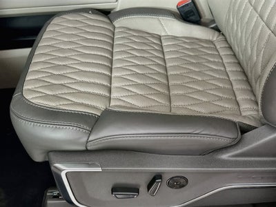 2027 Ford Super Duty F-250 SRW F-250® Platinum®