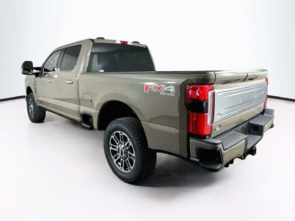 2027 Ford Super Duty F-250 SRW F-250® Platinum®
