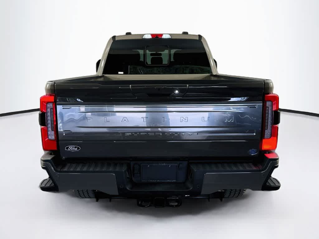 2027 Ford Super Duty F-250 SRW F-250® Platinum®