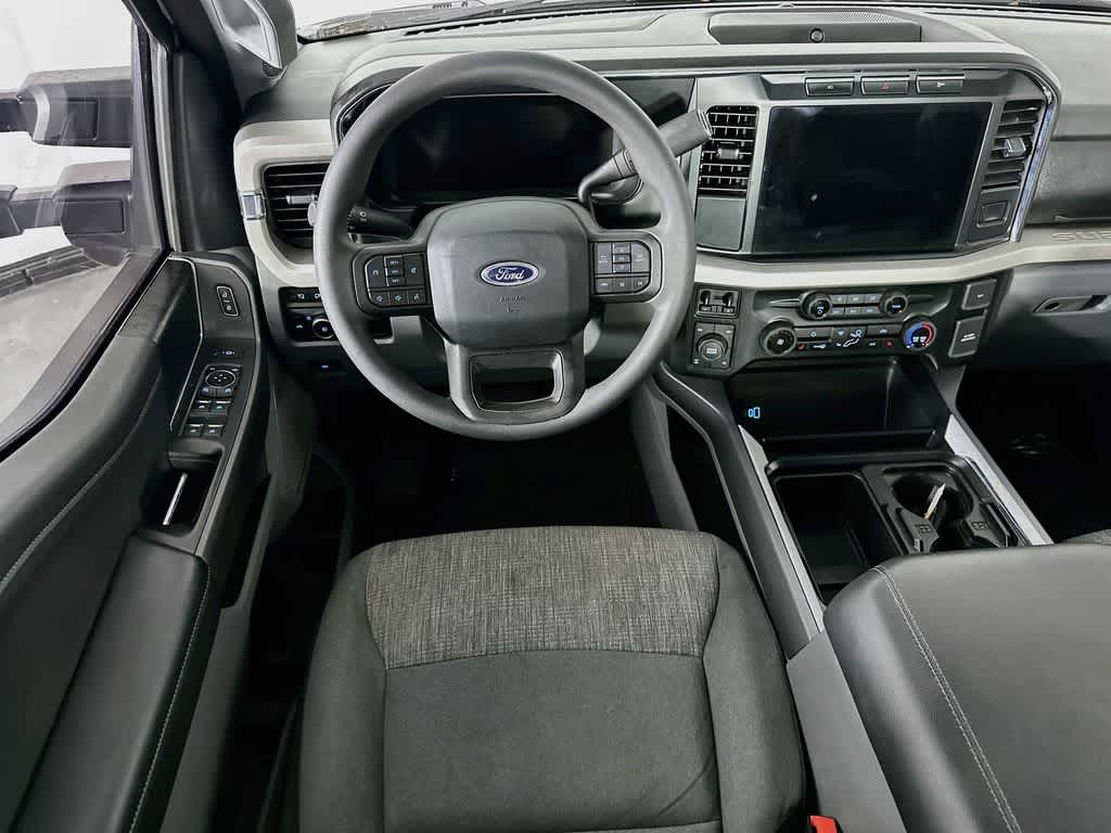 2024 Ford Super Duty F-250 Pickup XLT