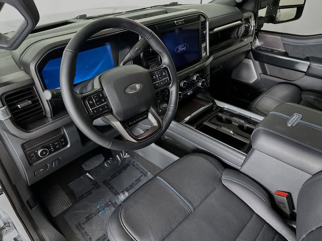2026 Ford Super Duty F-250 SRW Platinum