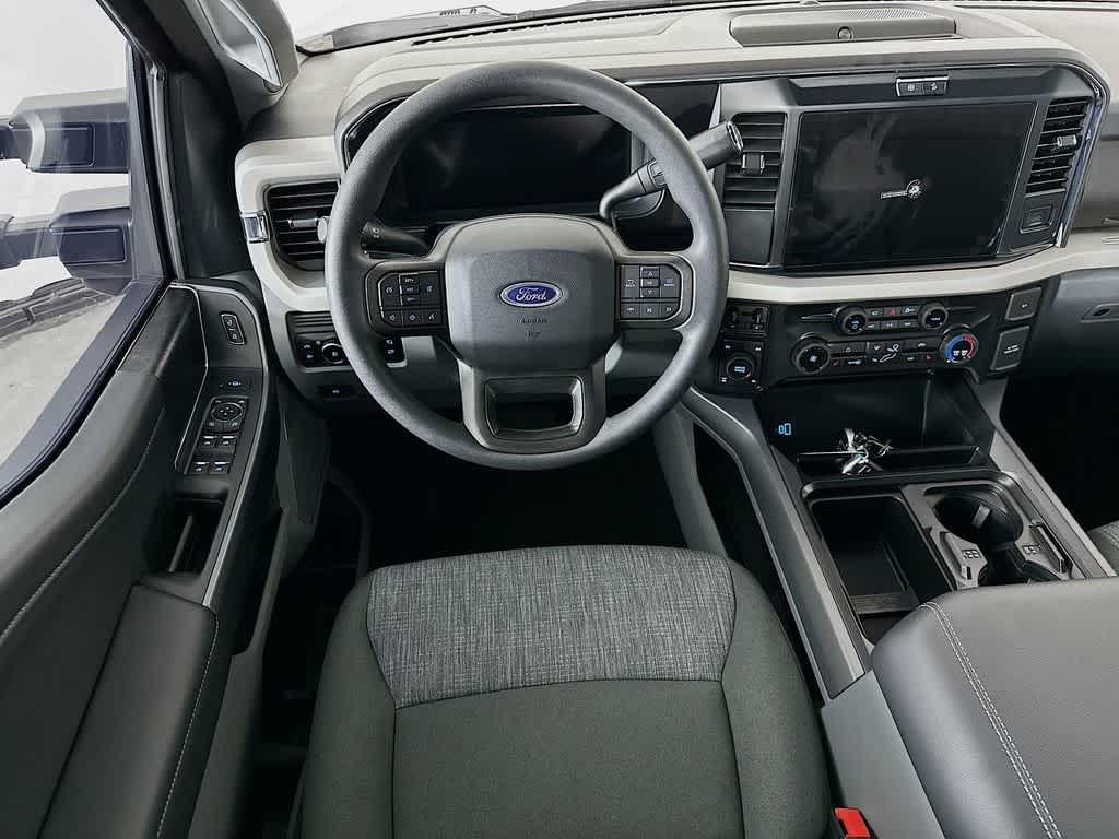 2026 Ford Super Duty F-250 SRW XLT