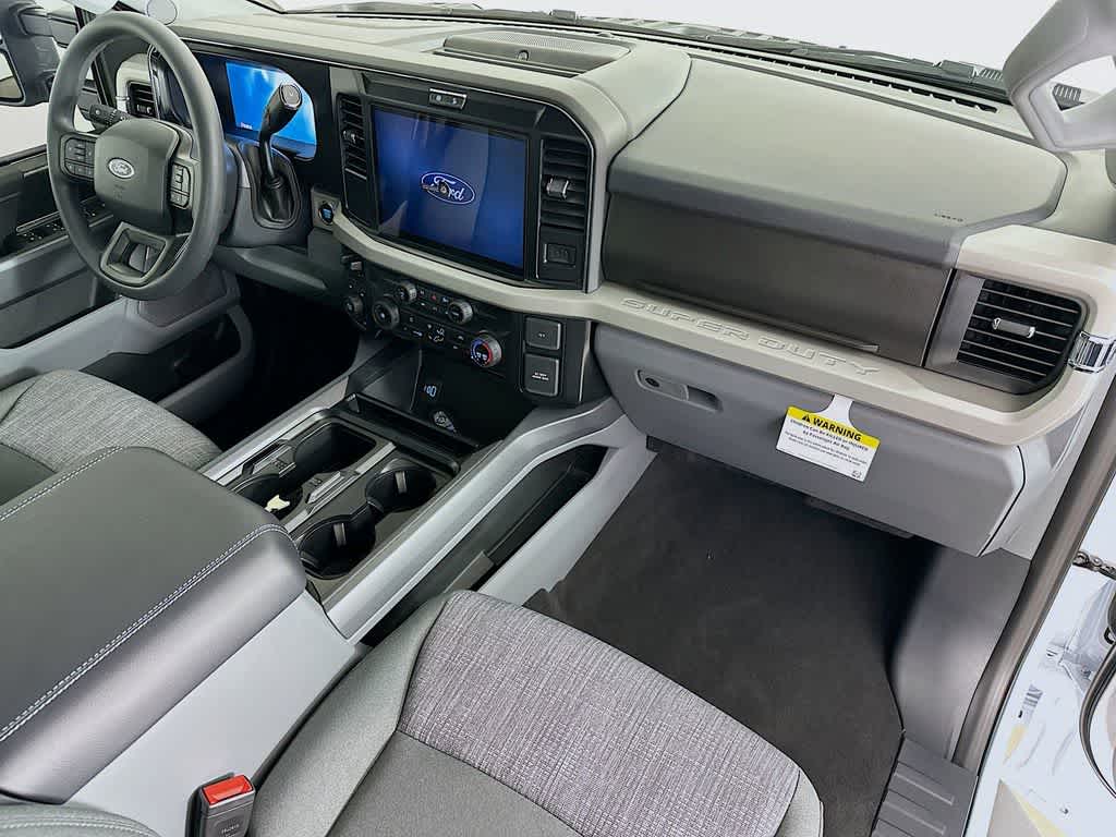 2026 Ford Super Duty F-250 SRW XLT