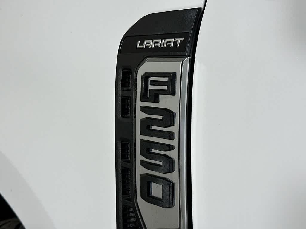 2023 Ford Super Duty F-250 SRW LARIAT
