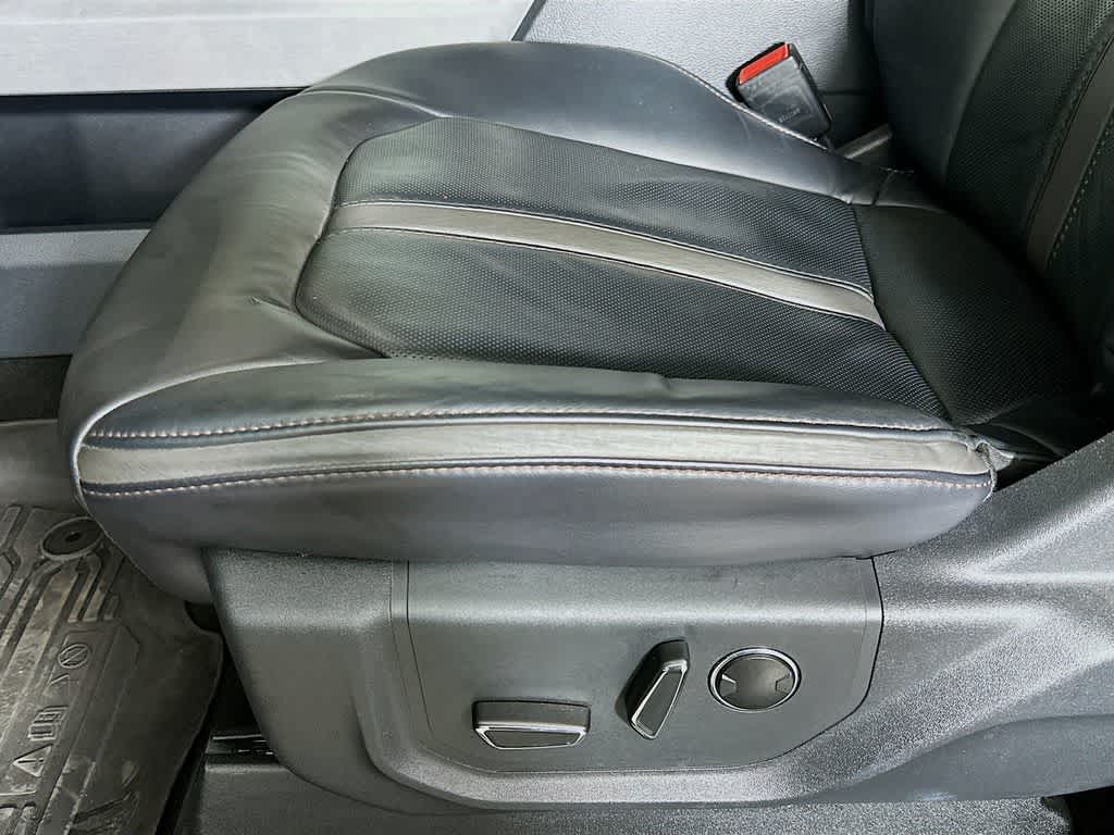 2022 Ford Super Duty F-250 SRW Platinum