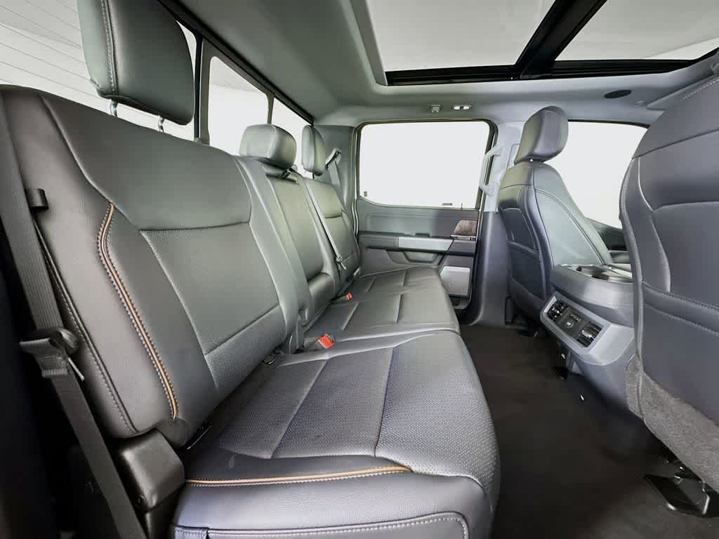 2025 Ford Super Duty F-350 SRW LARIAT