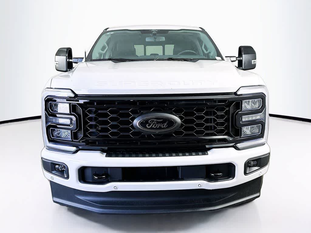 2025 Ford Super Duty F-350 SRW LARIAT
