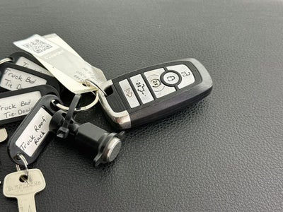 2019 Ford Super Duty F-350 SRW Pickup LARIAT