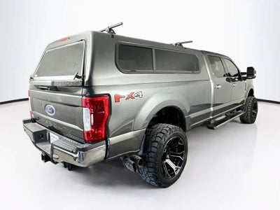 2019 Ford Super Duty F-350 SRW Pickup LARIAT