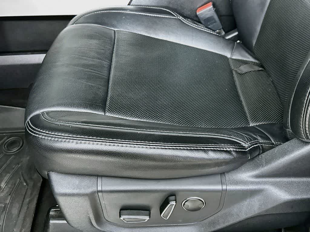 2019 Ford Super Duty F-350 SRW Pickup LARIAT