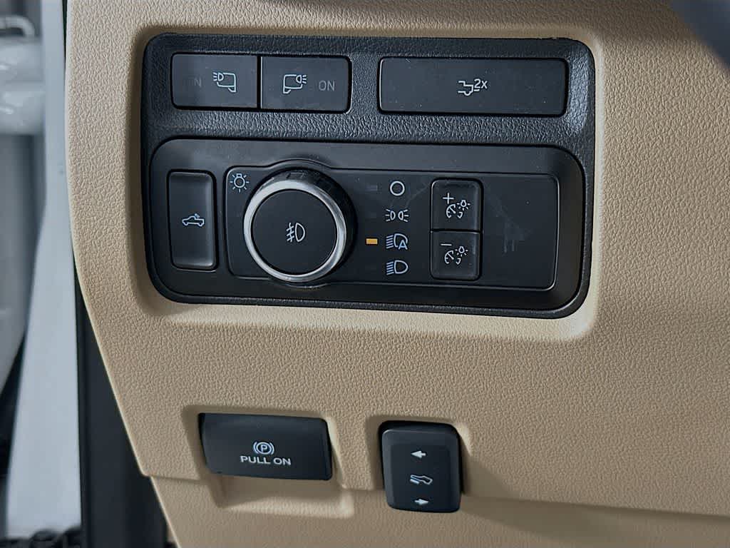 2023 Ford Super Duty F-350 SRW LARIAT