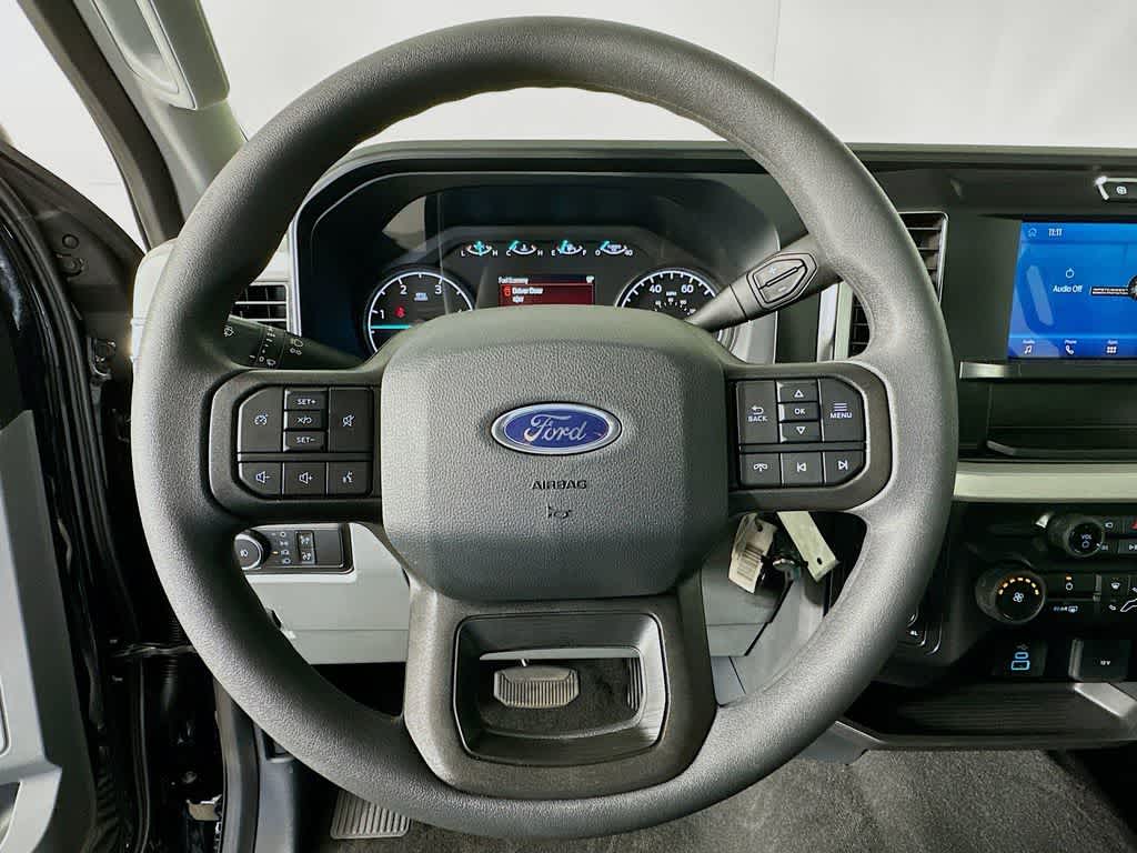 2025 Ford Super Duty F-350 SRW XL