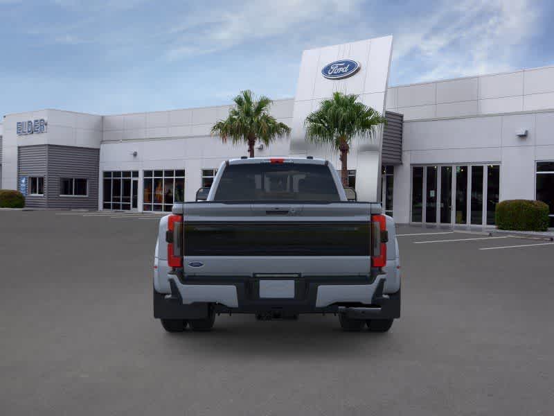 2026 Ford Super Duty F-350 DRW Pickup Platinum