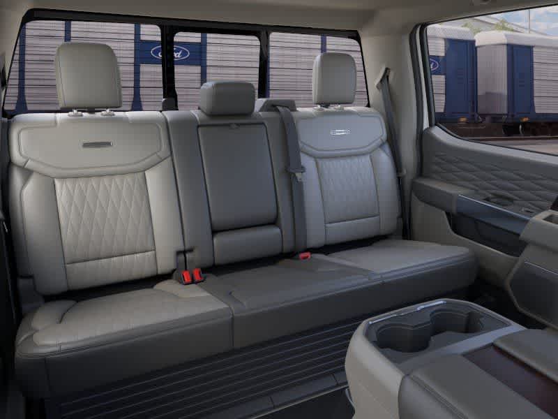 2026 Ford Super Duty F-350 DRW Pickup Platinum