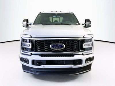 2026 Ford Super Duty F-350 DRW Platinum