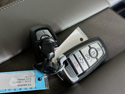 2026 Ford Super Duty F-350 DRW Platinum