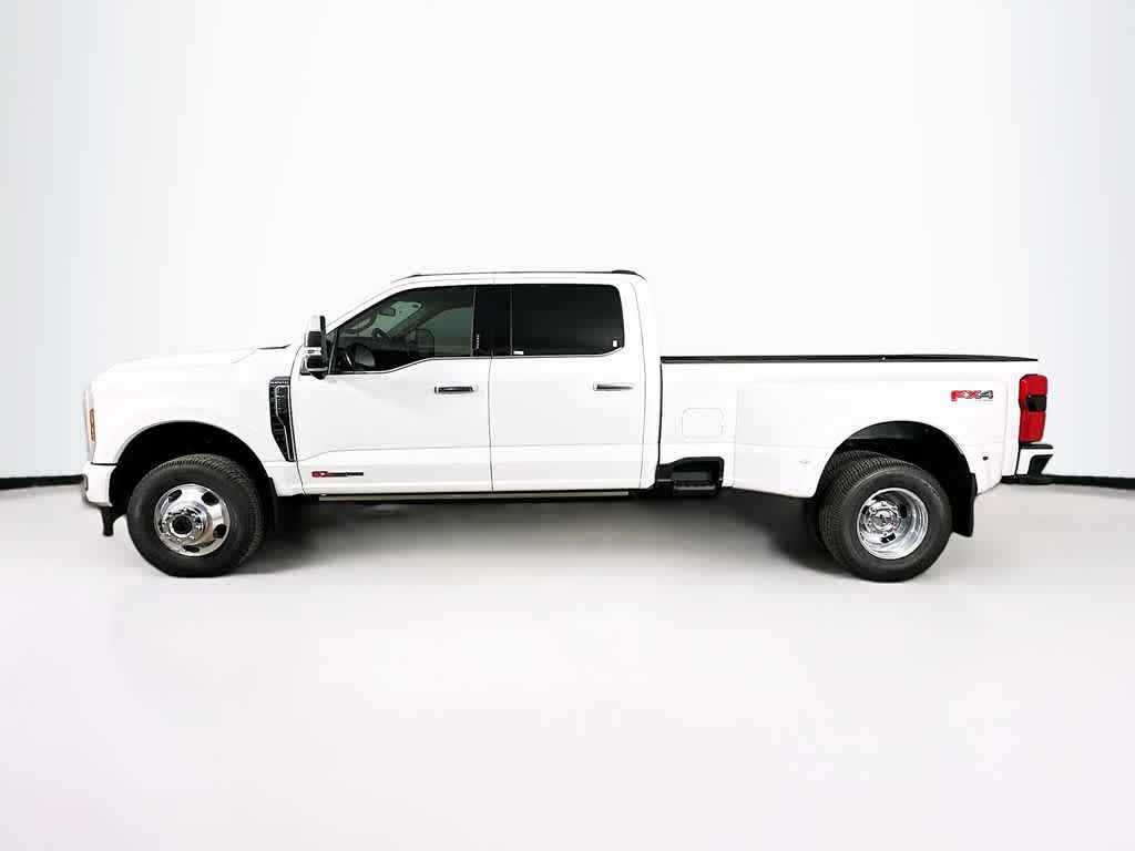 2026 Ford Super Duty F-350 DRW Platinum