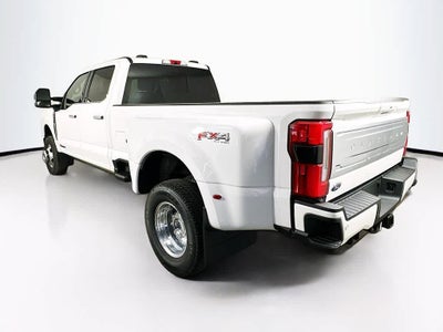 2026 Ford Super Duty F-350 DRW Platinum