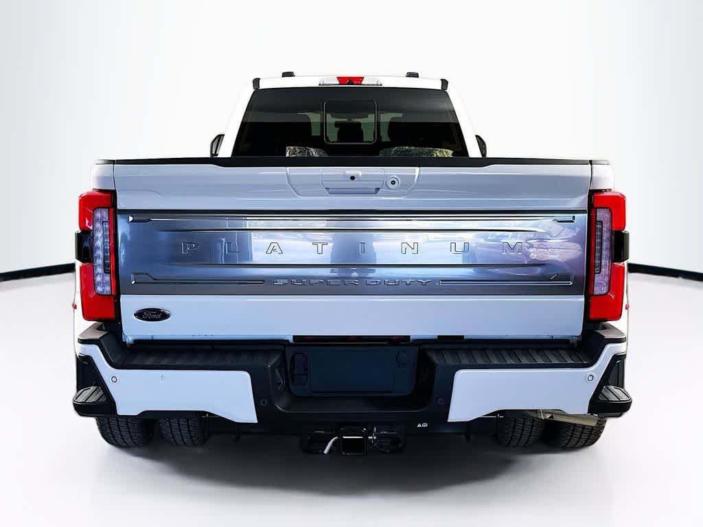 2026 Ford Super Duty F-350 DRW Platinum