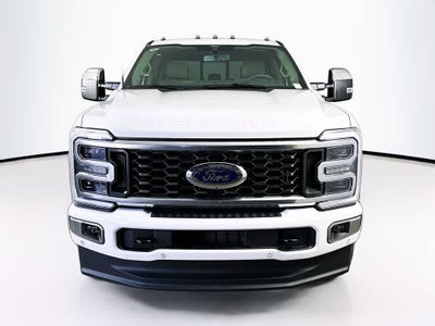 2026 Ford Super Duty F-350 DRW Platinum