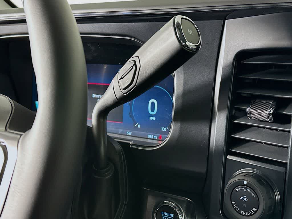 2026 Ford Super Duty F-350 DRW LARIAT