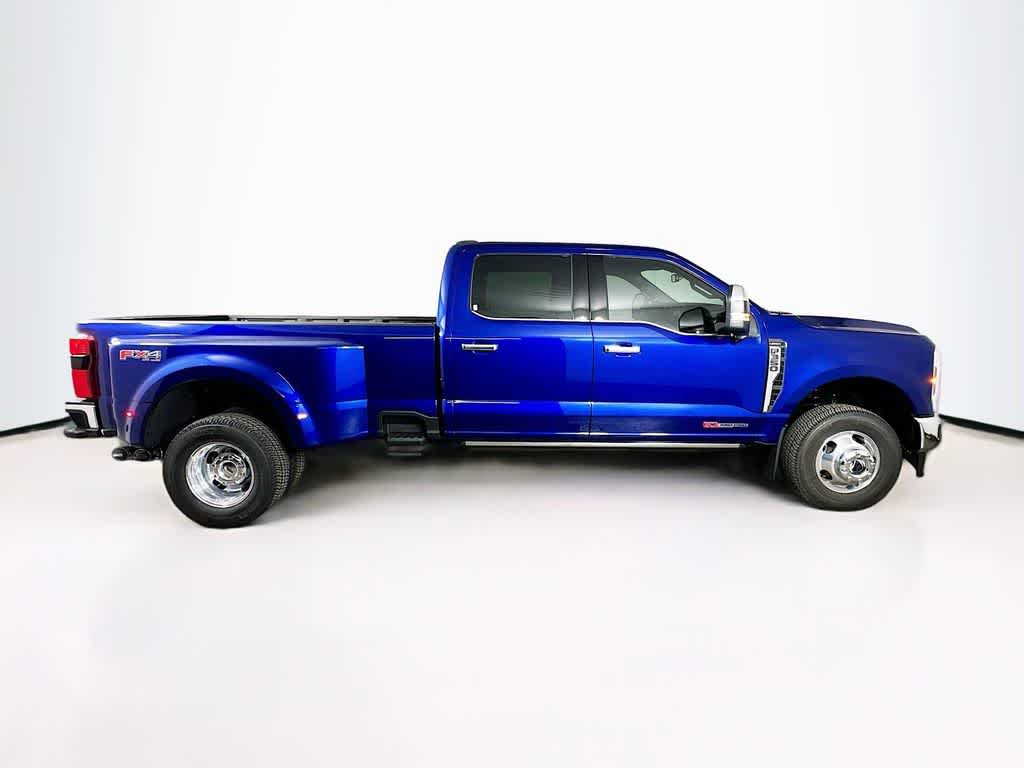 2026 Ford Super Duty F-350 DRW LARIAT