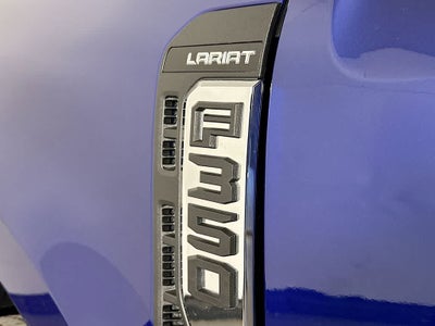 2026 Ford Super Duty F-350 DRW LARIAT