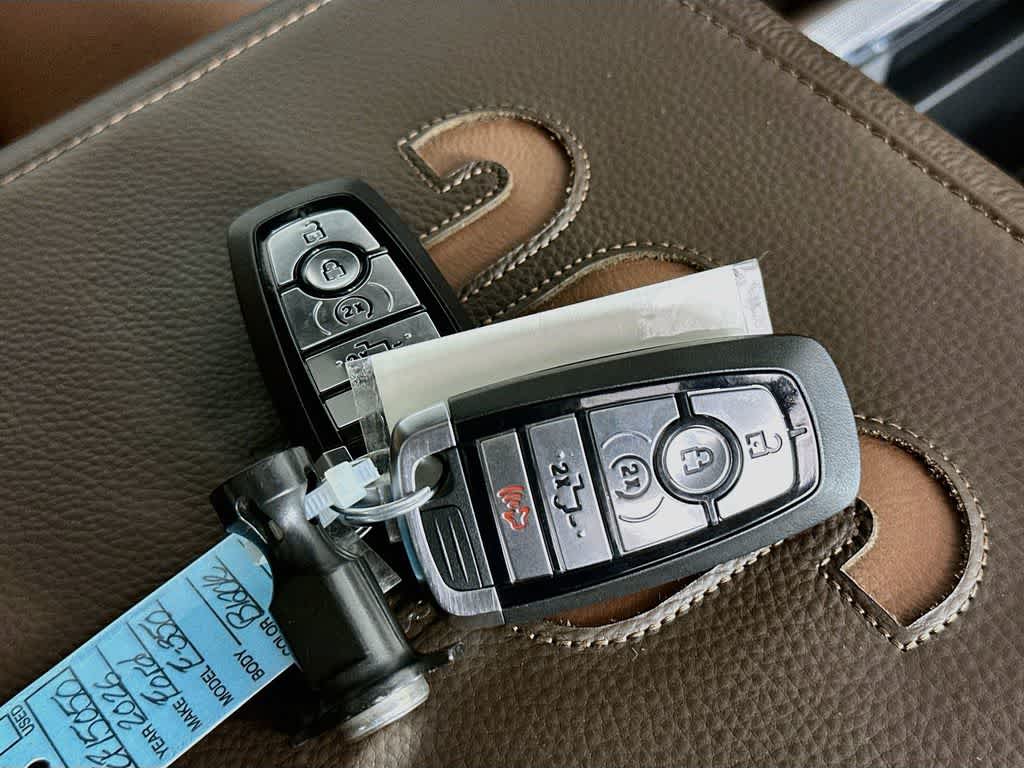 2026 Ford Super Duty F-350 DRW Pickup King Ranch