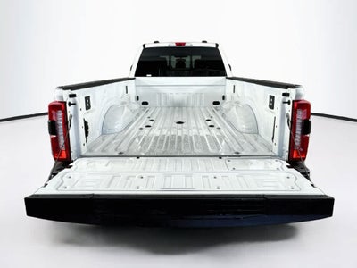2027 Ford Super Duty F-350 DRW Pickup LARIAT