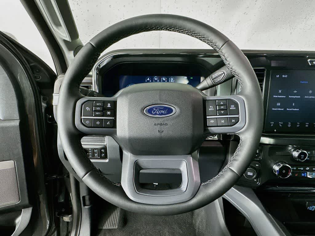 2026 Ford Super Duty F-350 DRW Pickup LARIAT